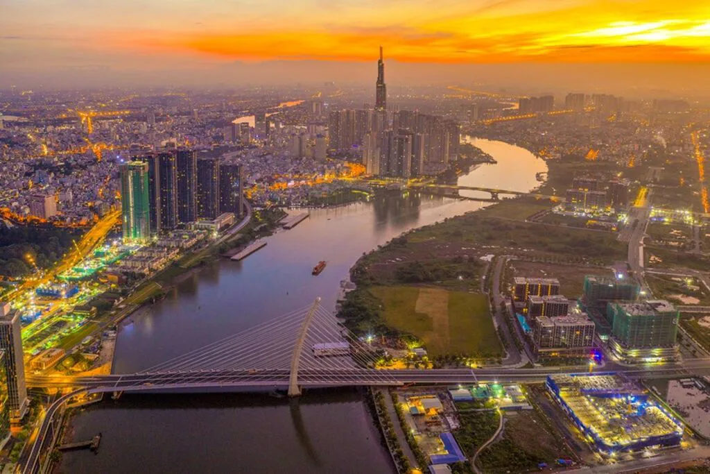 Explore Vietnam travel destinations, tips and itinerary ideas