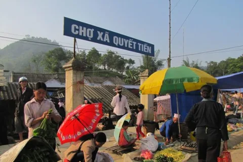 Quyet Tien Market (Quan Ba District)