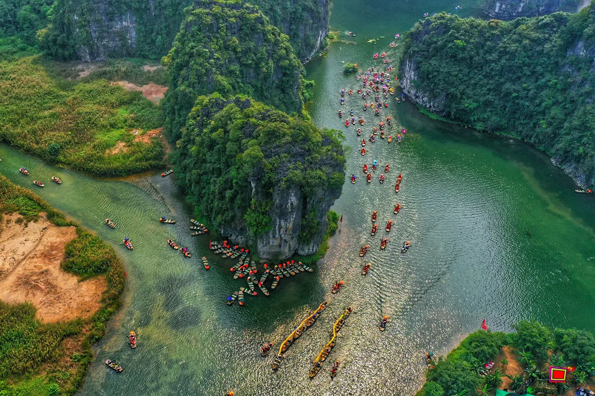 Bich Dong Pagoda: A Guide to Ninh Binh's Three-Tiered Temple Complex