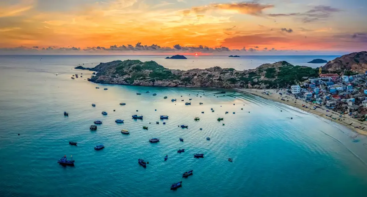 Binh Dinh Province Travel Guide: History, Culture, and Coastal Attractions