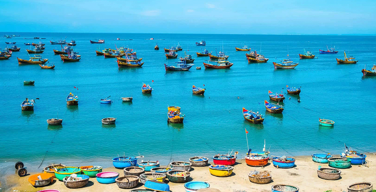 Exploring Binh Thuan: Coastal Resorts, Ancient Towers, and Sand Dunes