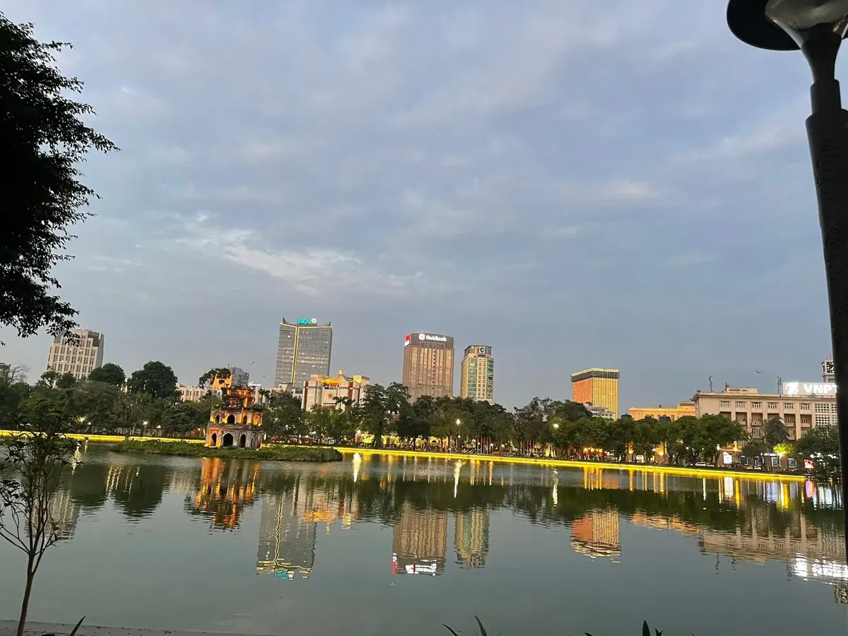 Hanoi Airport Transfers: Navigating to the Old Quarter
