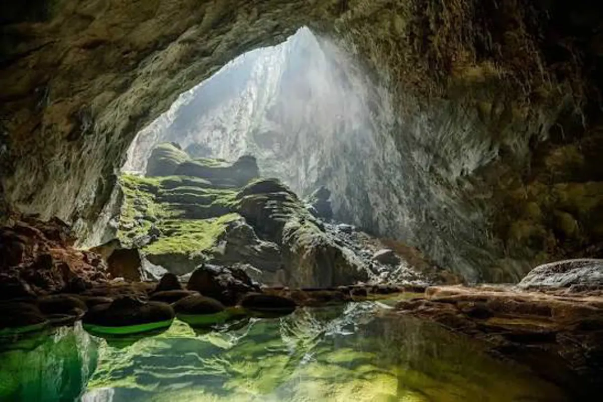 Traveling from Hue to Phong Nha by Bus: Schedules and Options