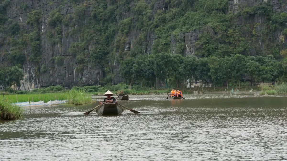Ninh Binh Day Trip from Hanoi: A Comprehensive Travel Guide