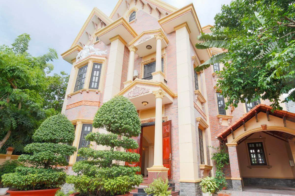 Villa-style dining terrace in Thao Dien with greenery