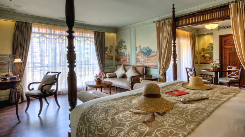 Noble Suite