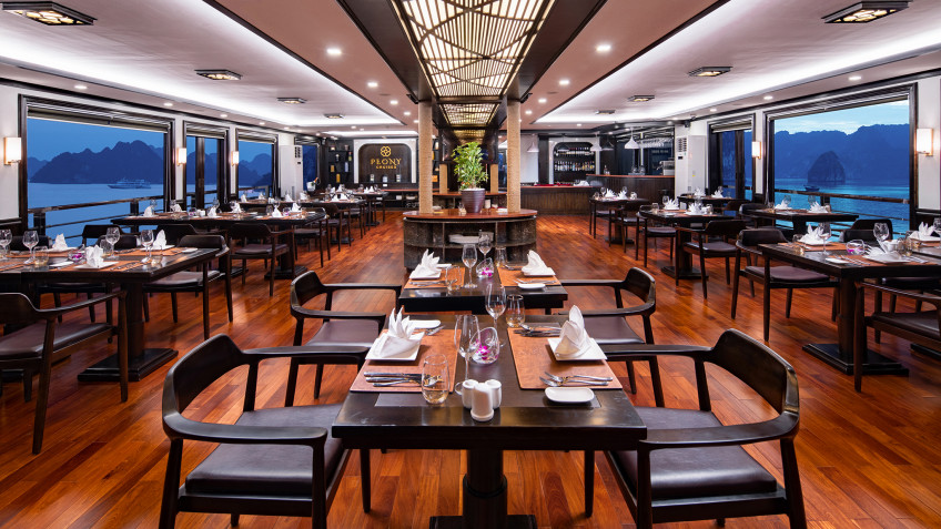 Grand Wooden Restaurant