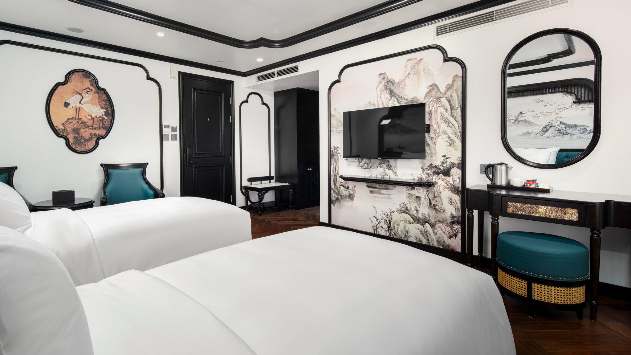 Twin cabin on board