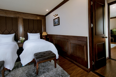 Ocean Suite Connecting