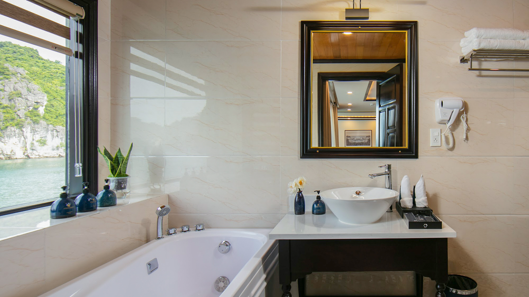 Comfortable Bathroom