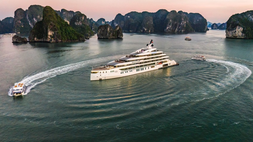 Modern Yacht in 6-star Standard