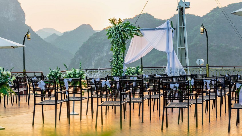 Wonderful Wedding Cruise for Couples