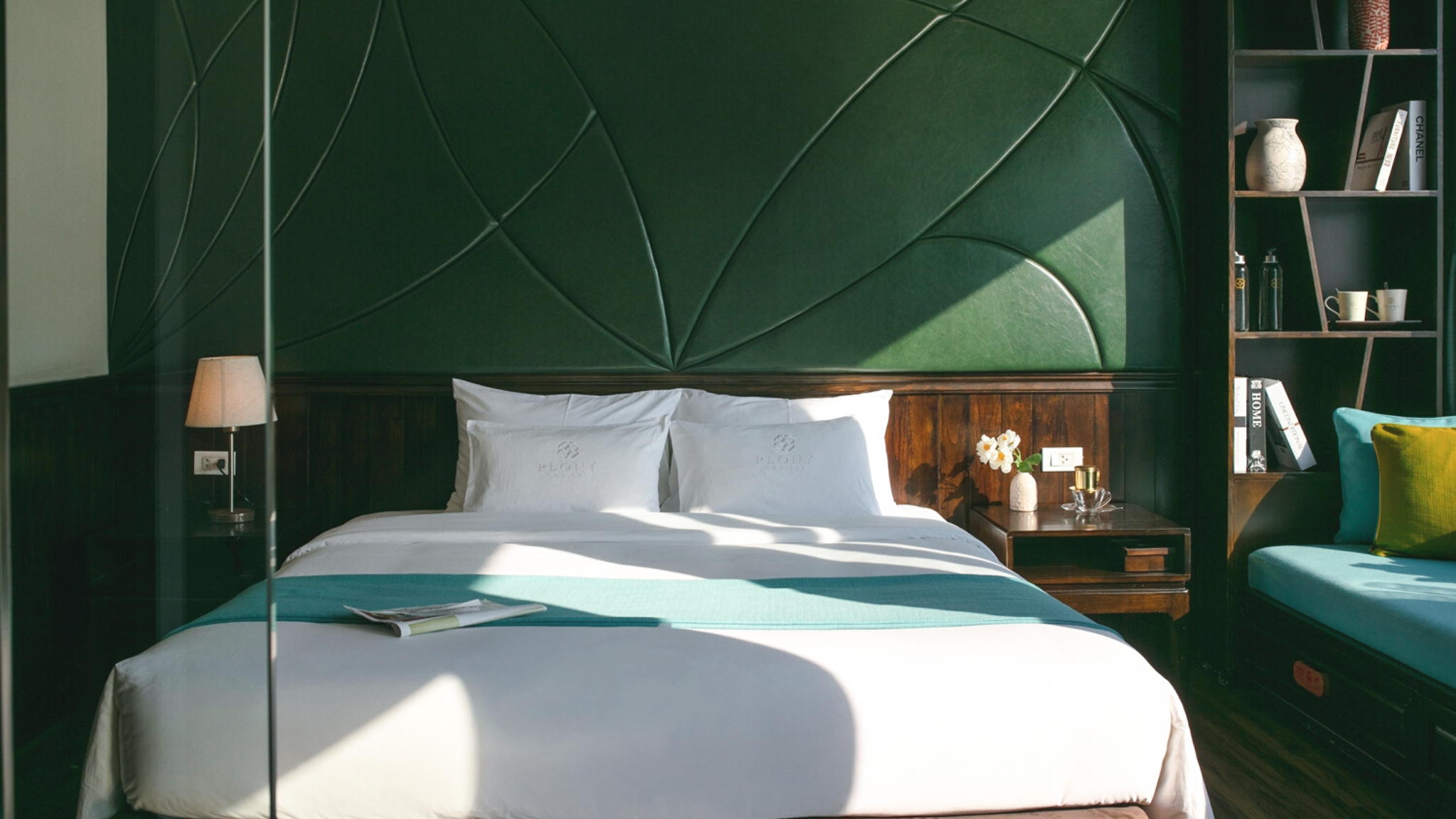 Premium Deluxe Pleasant King Size Bed