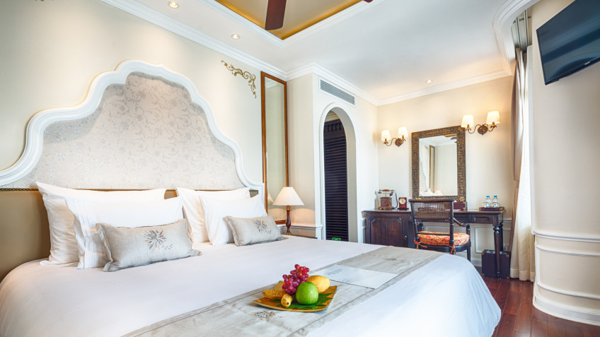 Signature Suite