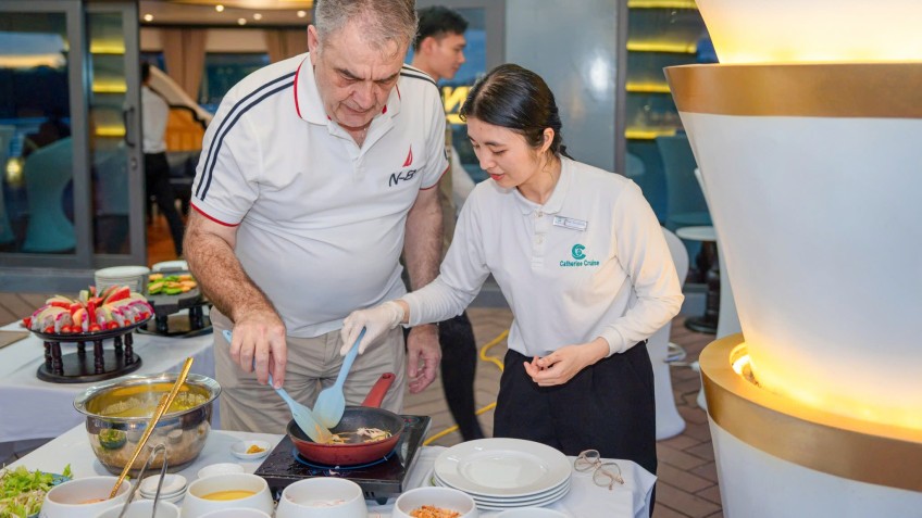 Join Vietnamese Cooking class