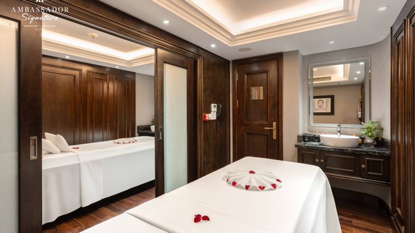 Relax in the spa