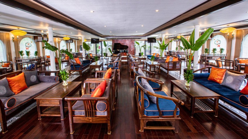 Colorful Cochinchine Lounge