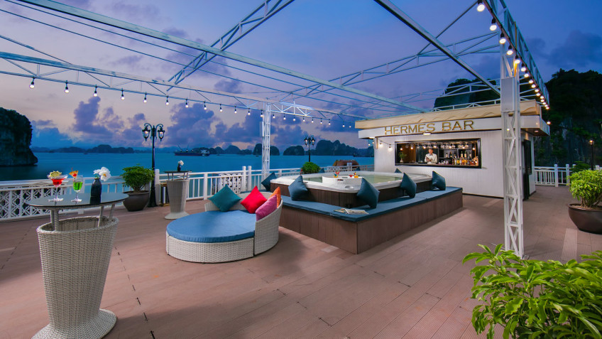 Jacuzzi Pool In Front Of Outdoor Bar