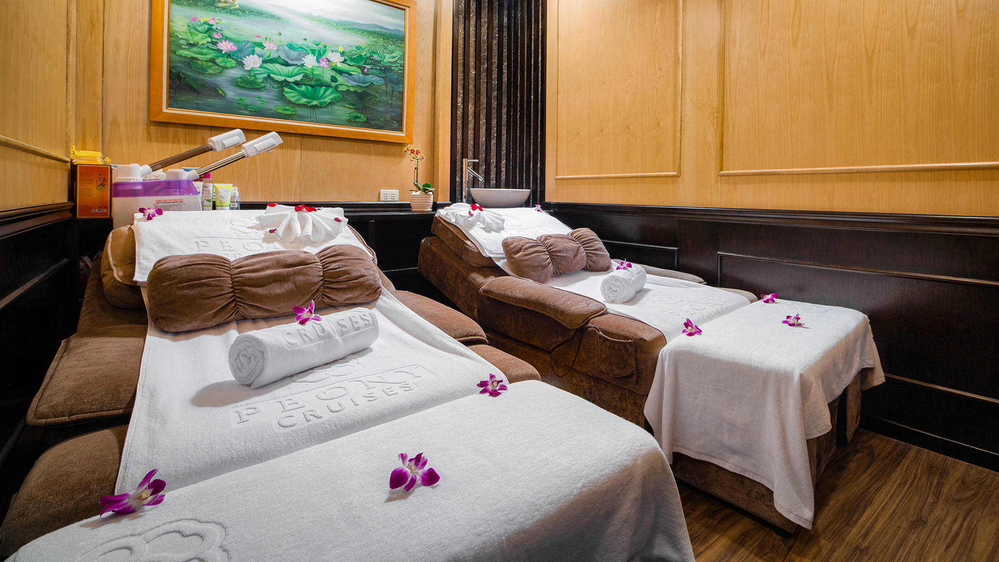 Enjoy the healing treatments after the energetic day excursion