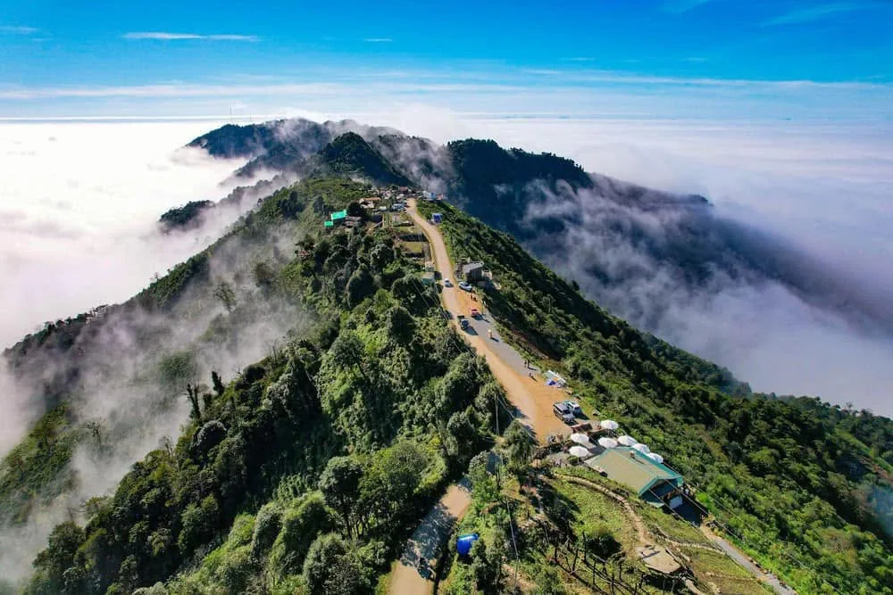 Northern Vietnam Motorbike Adventure: Mountains, Terraces & Culture – 8 Days