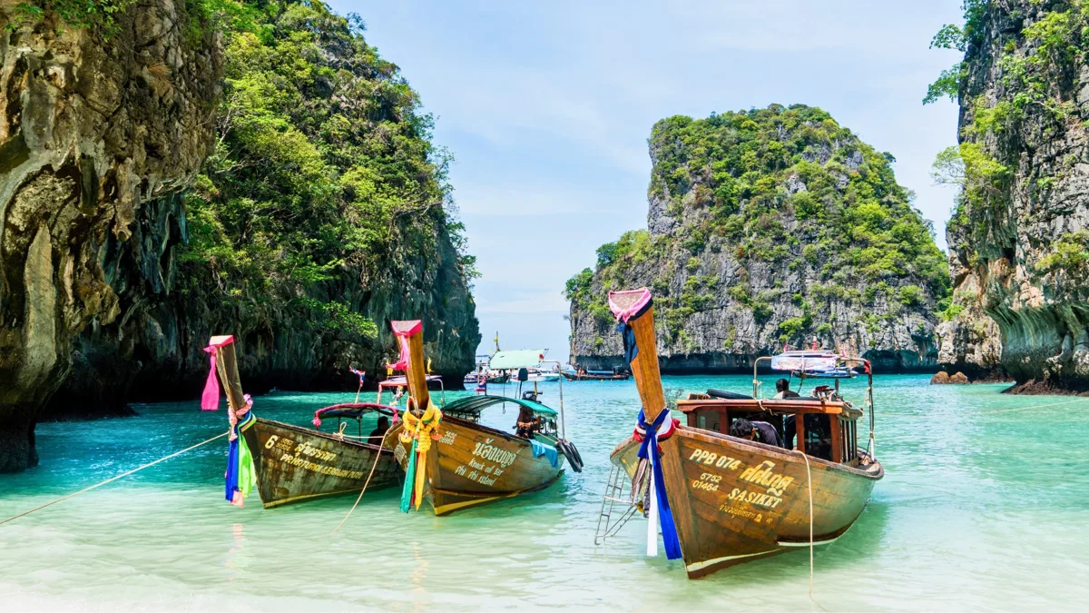Vietnam, Cambodia & Thailand Grand Tour with Beach Escape – 21 Days