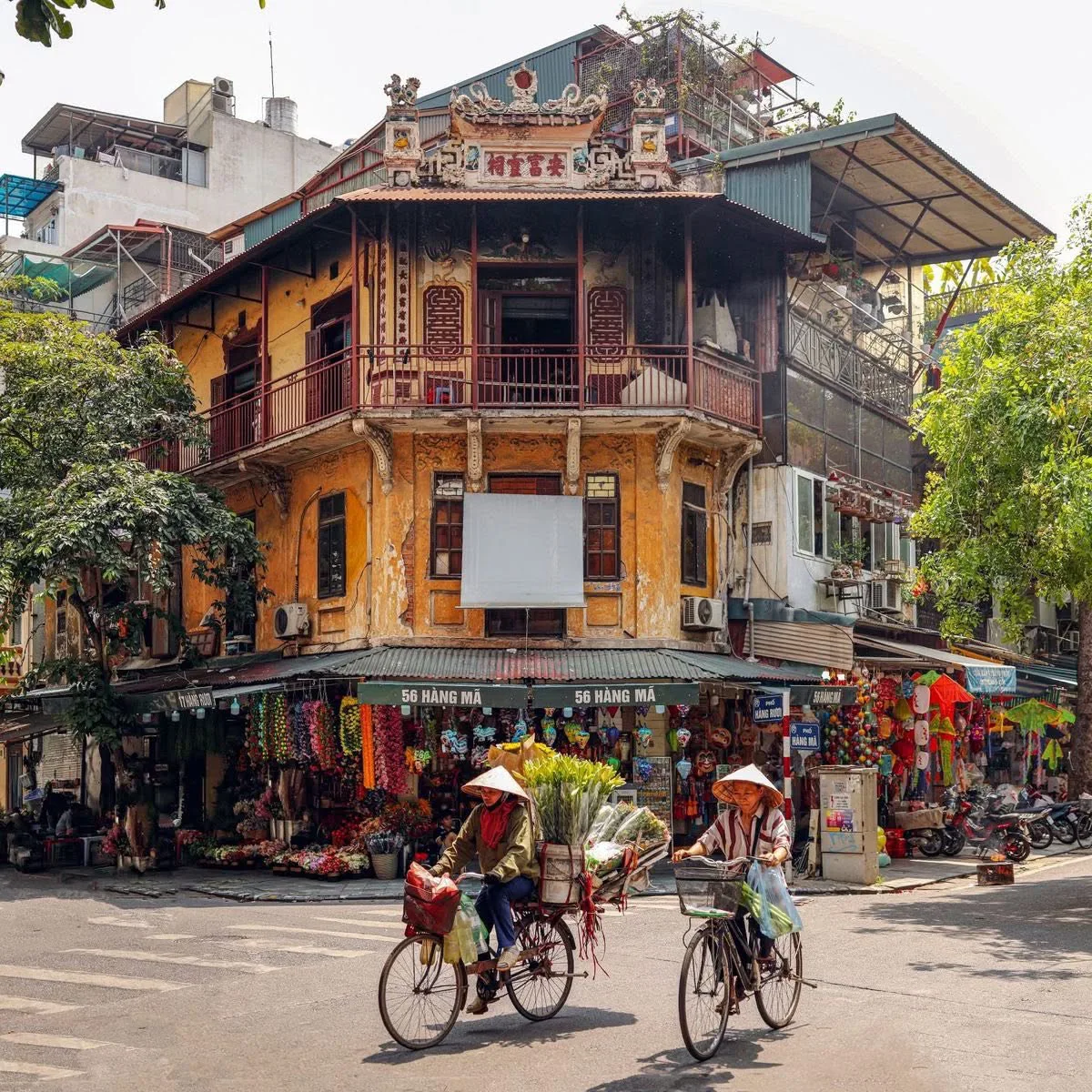 Vietnam's Grand Tour: Luxury Cultural Immersion & Halong Bay – 14 Days