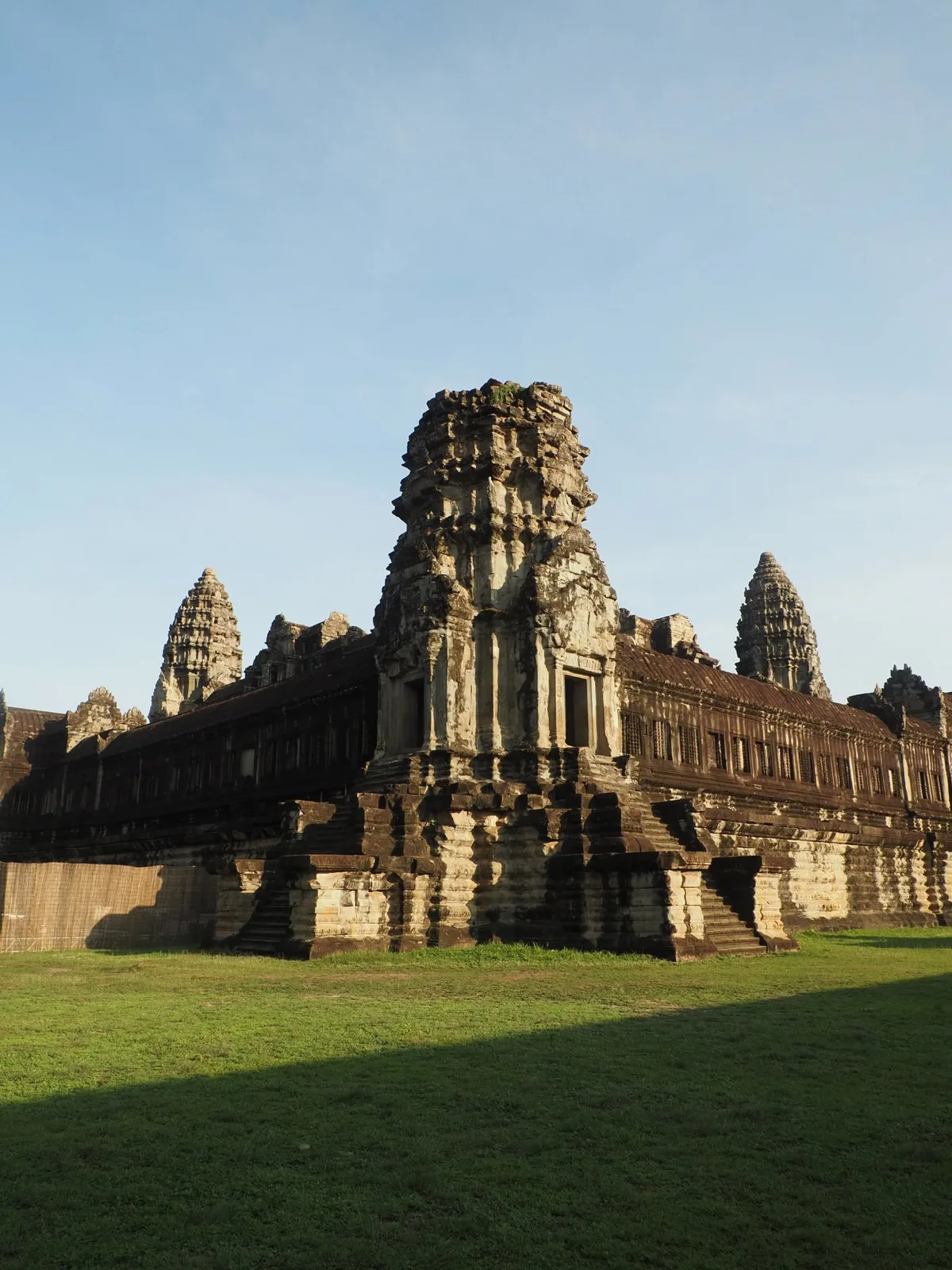 Cambodia, Vietnam & Laos Cultural Journey: Temples, Mekong & Halong Bay – 22 Days