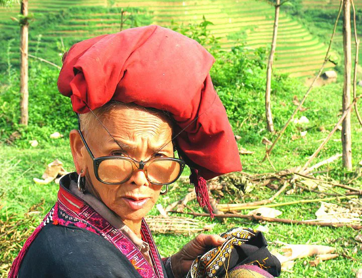 Red Dao people in traditional clothing in Sapa