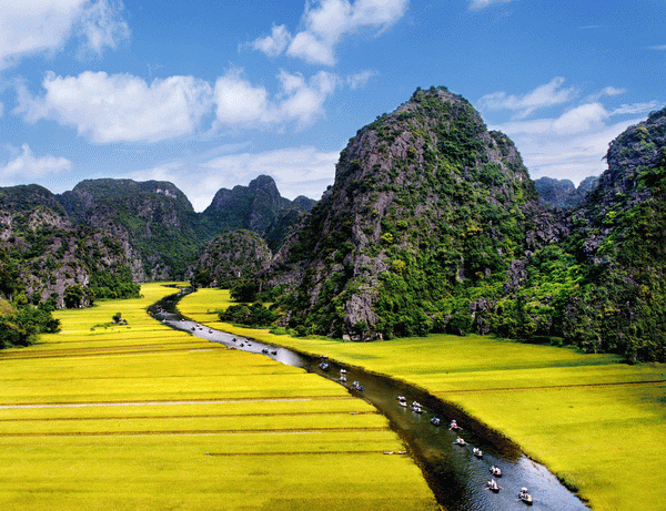 Ninh Binh Ancient Capital & Tam Coc River Journey – 1 Day